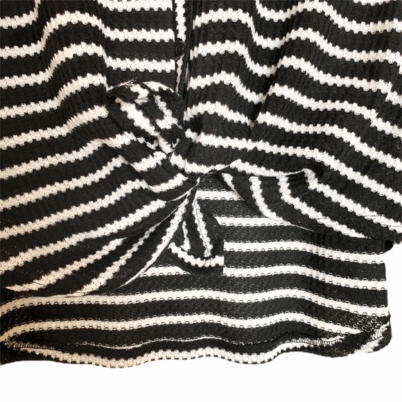 Mind Code black and white striped cardigan - Picture 5 of 7